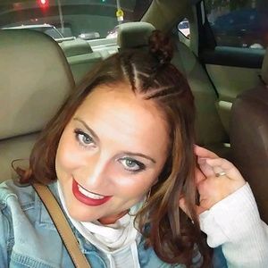 Meet your Posher, Michele